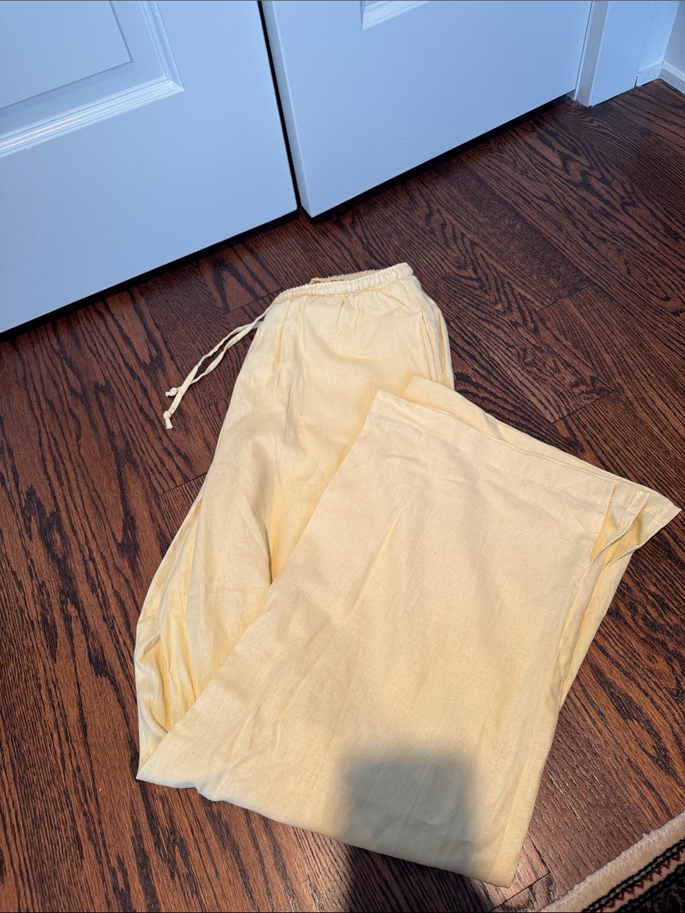 NWOT Wild Fable Linen Drawstring Pull-On Bottoms in Pale Yellow